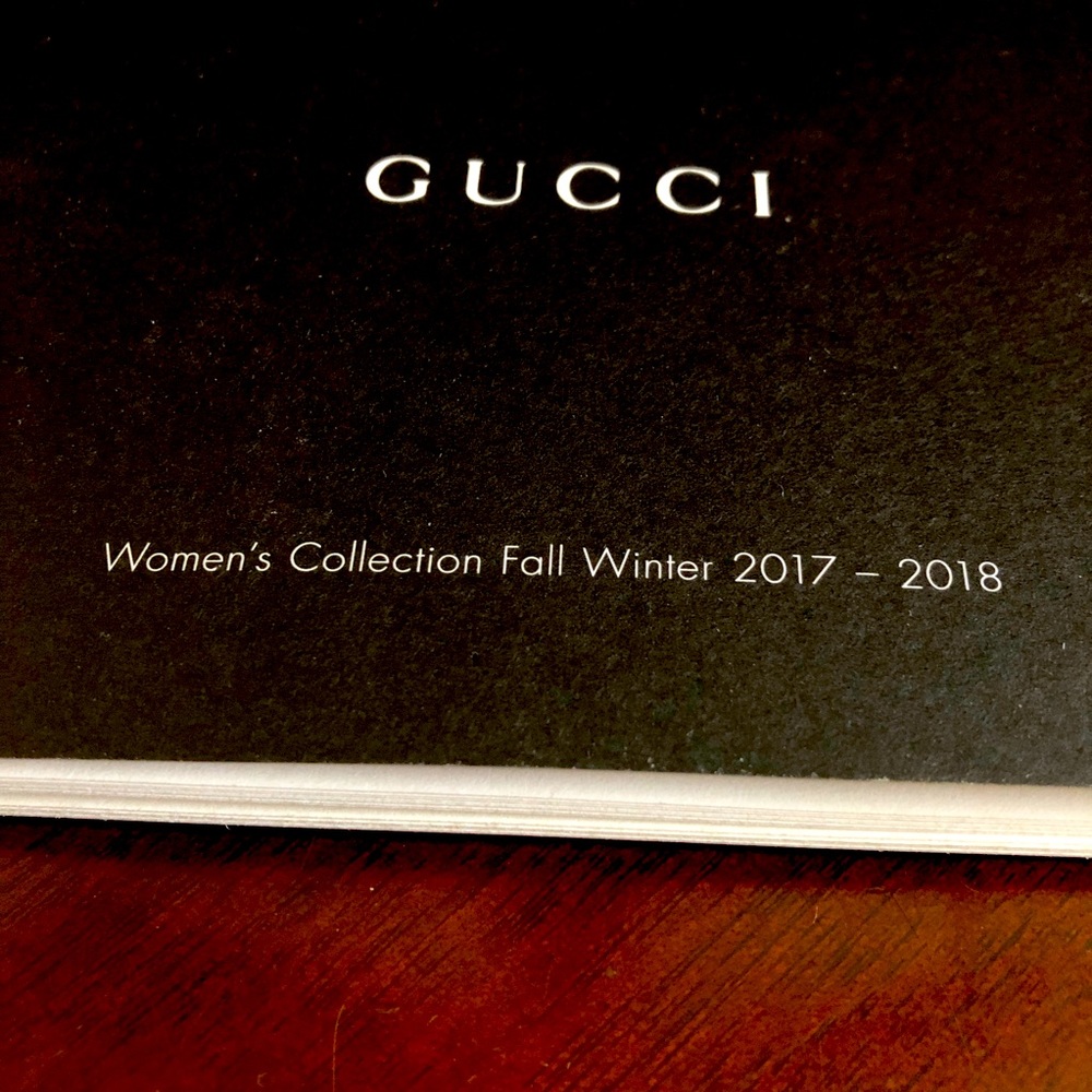 GUCCI Women’s Collection Fall/Winter 2017-18 Book